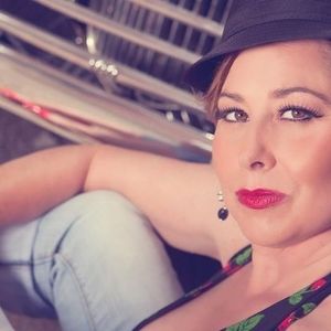 Meet your Posher, Angie